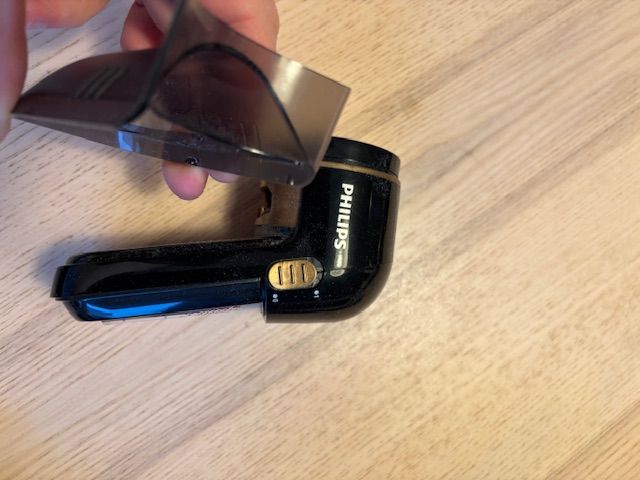 philips fabric shaver review 3.jpg